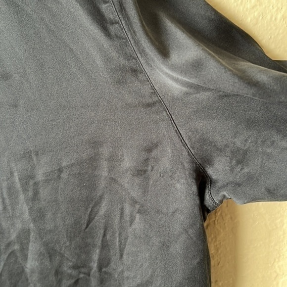 Ravella black silk button long sleeve - Picture 10 of 13